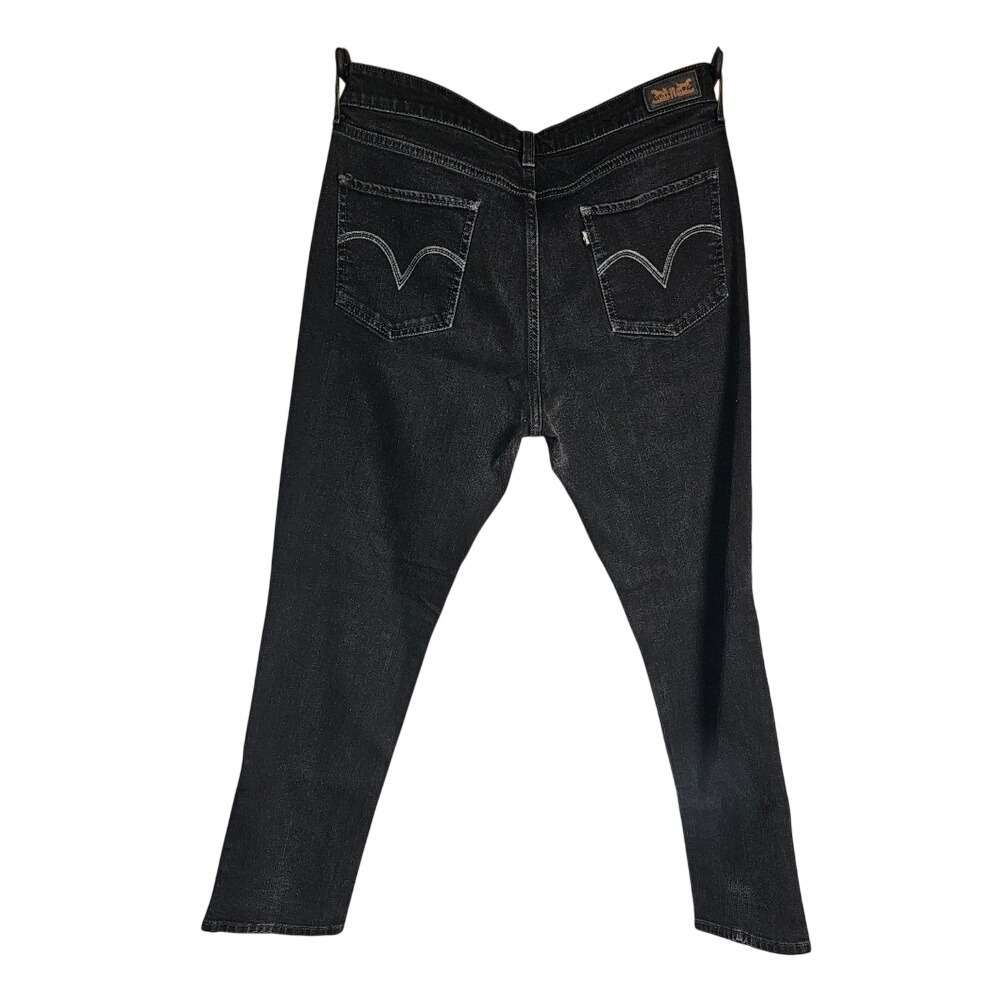 Black Levis with no tags.  In between a straight and skinny.  Waist is 17. - Picture 2 of 8